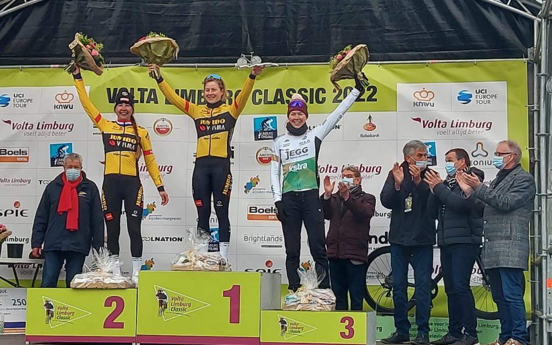 Thalita de Jong  3e in de Volta Limburg Classic