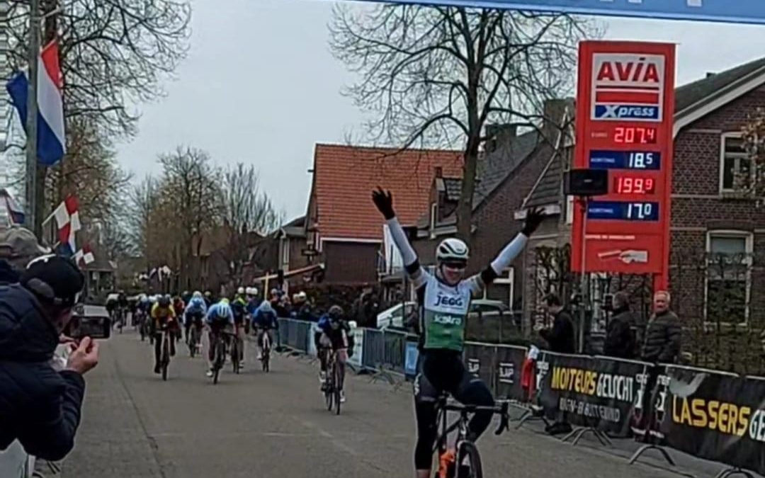 Thalita de Jong wint Oploo