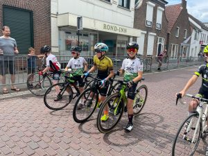 Levi en Seth aan de start in Kruiningen