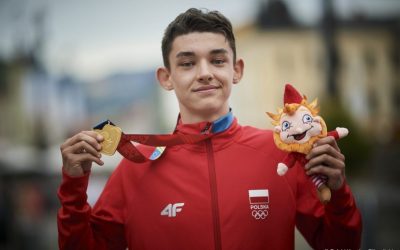 Pools toptalent Patryk Goszczurny naar JEGG – DJR Academy 