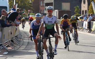 Hidde Swart wint GP Feneko