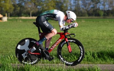 Jody Jochems wint met overmacht tijdrit Holtheme